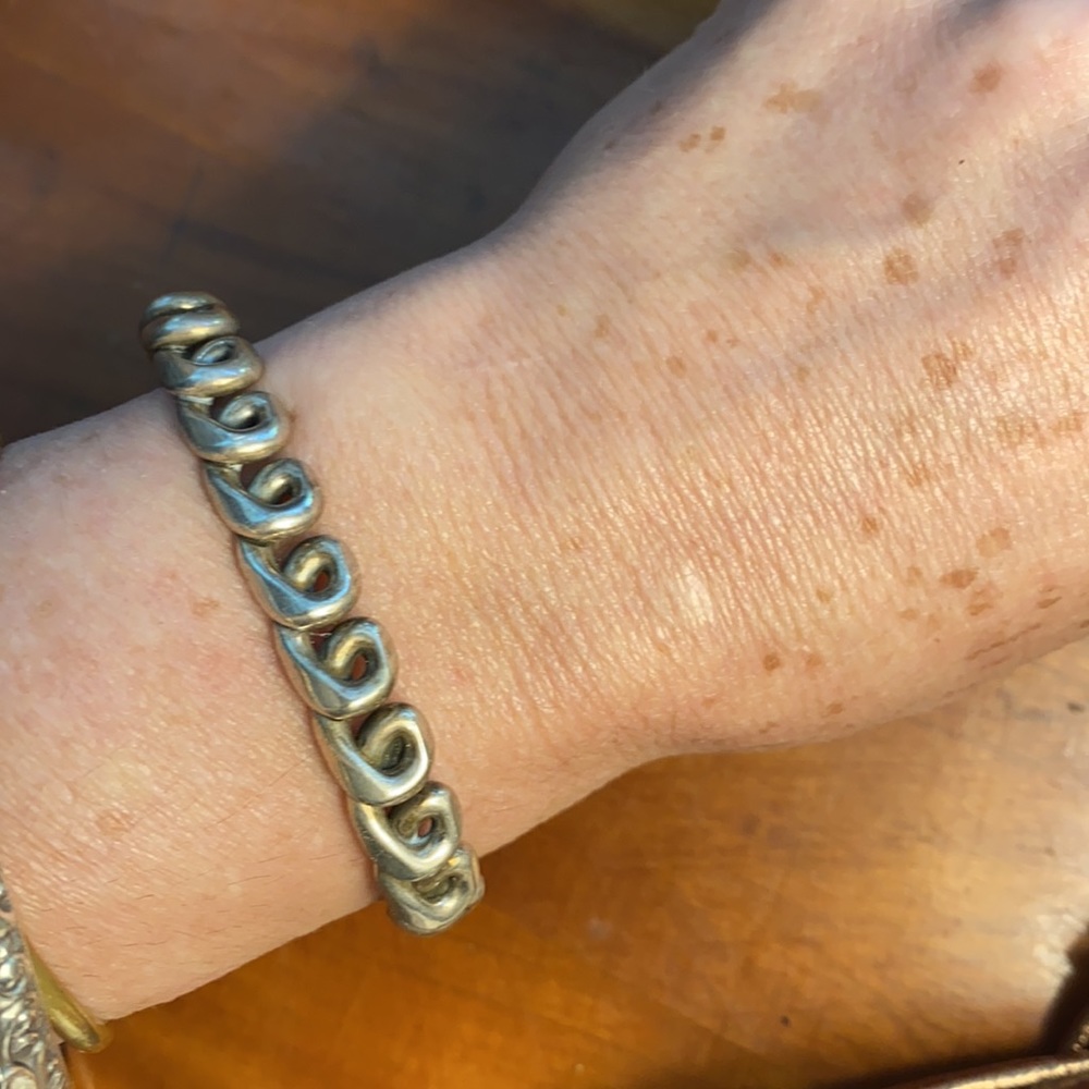 Twisted sterling silver cuff bracelet - Picture 5 of 5